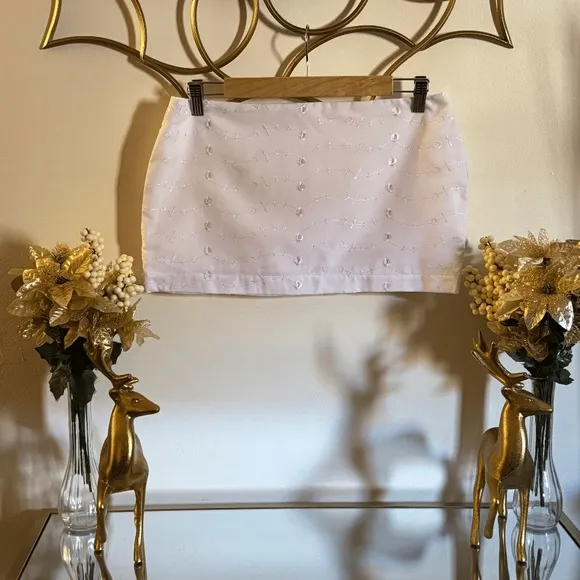 Lola’s Digicam White Eyelet Skirt – Dreamy, Elegant &amp; Exclusive