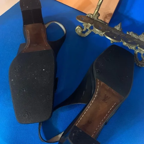 Louis Vuitton Black Leather Slingback Sandals Size 37