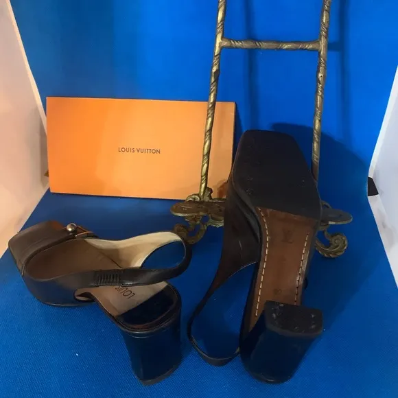 Louis Vuitton Black Leather Slingback Sandals Size 37