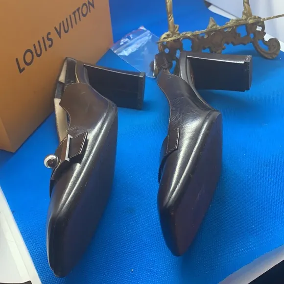Louis Vuitton Brown Leather Slingback Sandals Size 37