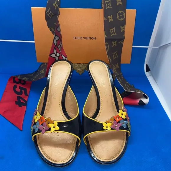 LOUIS VUITTON Leather Flower Patterm Open-Toe Mule Sandals EUR 37 1/2
