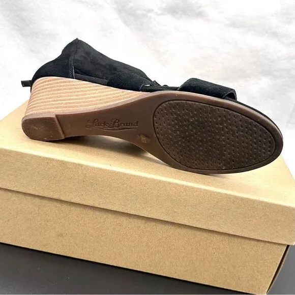 Lucky Brand Jamain black suede wedge sandal size 6 1/2 in box