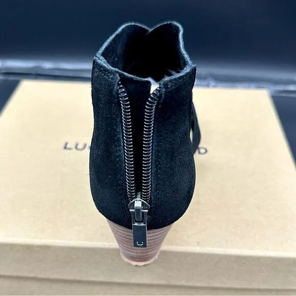 Lucky Brand Jamain black suede wedge sandal size 6 1/2 in box