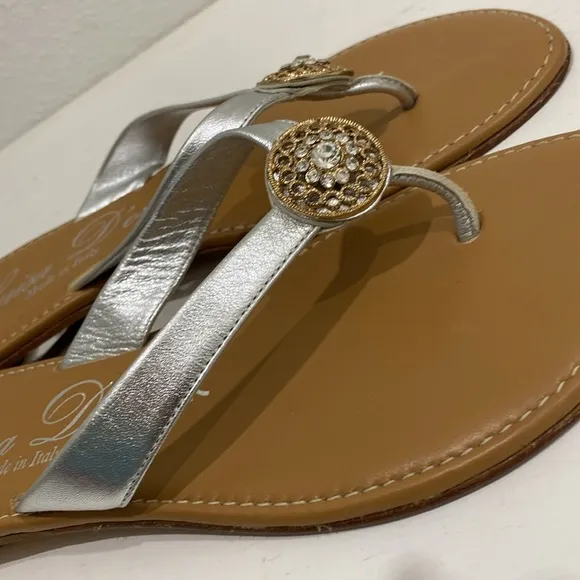 Luisa D’Orio ✿ Metallic Leather Jewel Embellished Thong Sandals ✿ Size 7