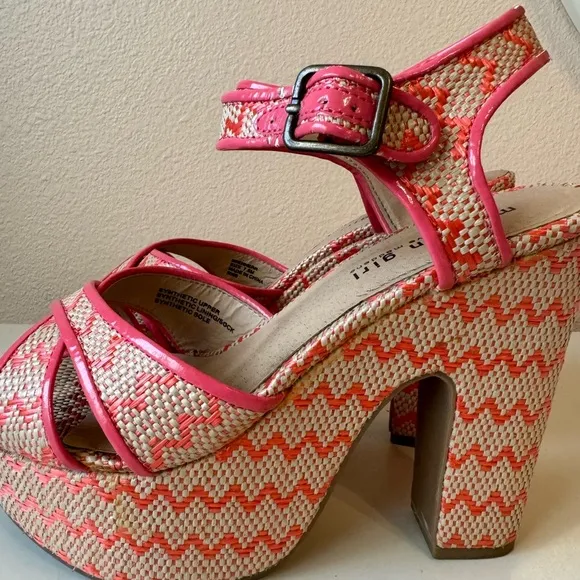 Madden Girl Brennerr Platform Heels / Sandals