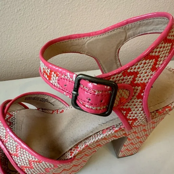 Madden Girl Brennerr Platform Heels / Sandals