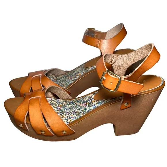 Madden Girl Cindiee Cognac Platform High Heel Sandals