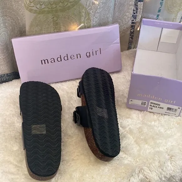 Madden Girl, Brando Black leather sandals. Womens 10. NIB.