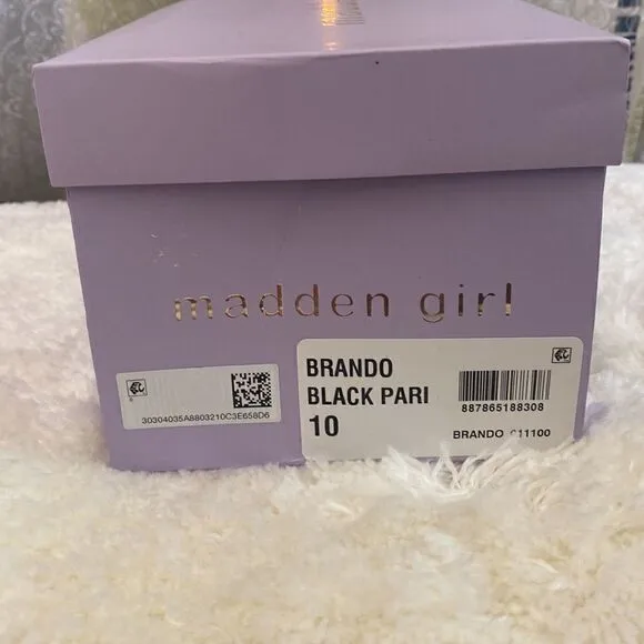 Madden Girl, Brando Black leather sandals. Womens 10. NIB.