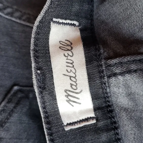 MADEWELL 9&quot; Mid-Rise Skinny Jeans Black Sea sz 25 Women's Casual Ripped Denim