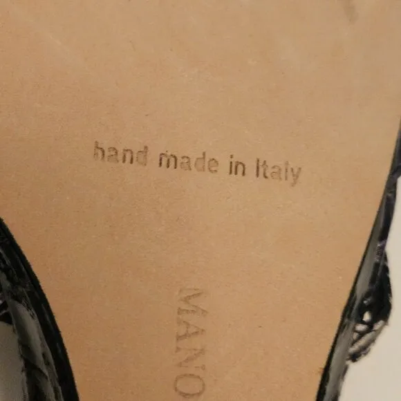 Manolo Blahnik Betsy 3&quot; Wedge Sandals European Size 38 Narrow