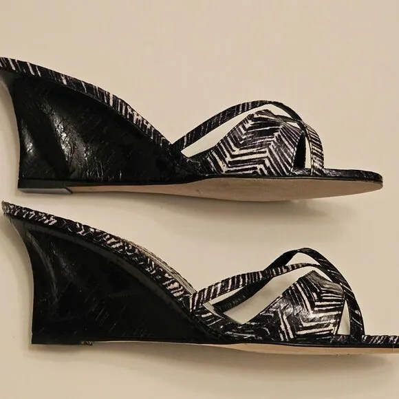 Manolo Blahnik Betsy 3&quot; Wedge Sandals European Size 38 Narrow