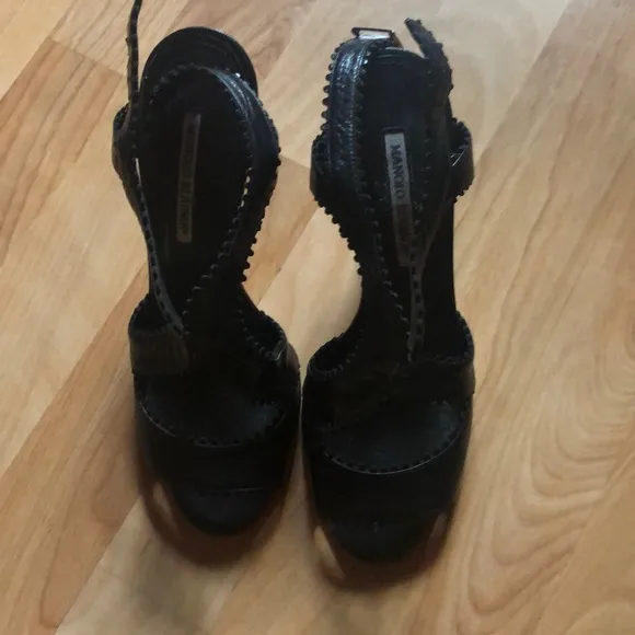 Manolo Blahnik PeepToe Slingback Sandals 38.5 US 8