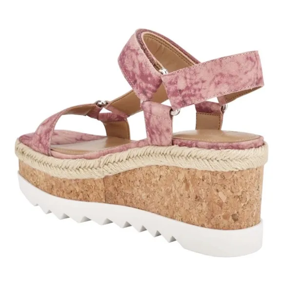 🆕{MARC FISHER} Gylian Leather Platform Wedge Sandals