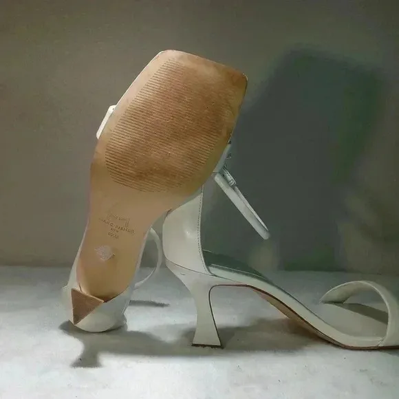 MARC FISHER JARON ANKLE STRAP HEELED SANDAL