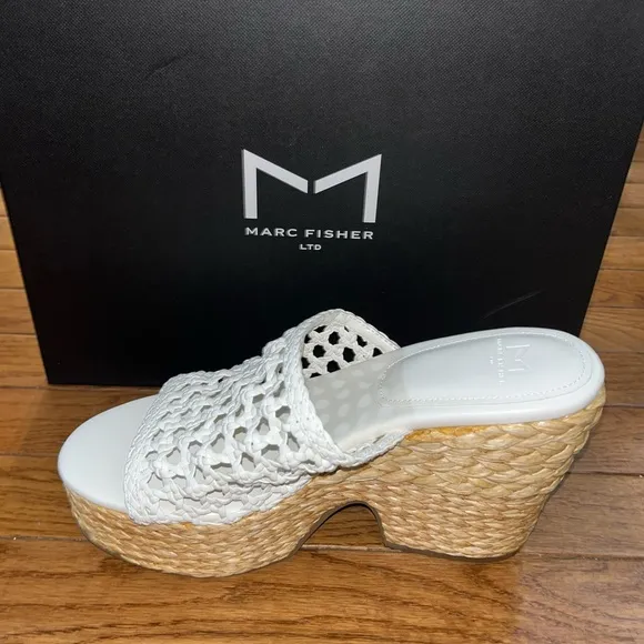 Marc Fisher LTD Hollis Platform Wedge Sandals Ivory &amp; Tan Women’s Size 10