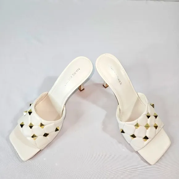 Marc Fisher White Heels Size 9.5