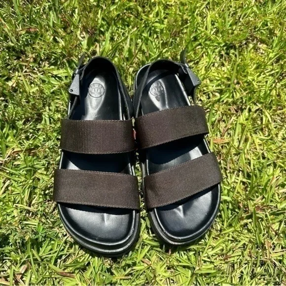 Massimo Dutti sandals​