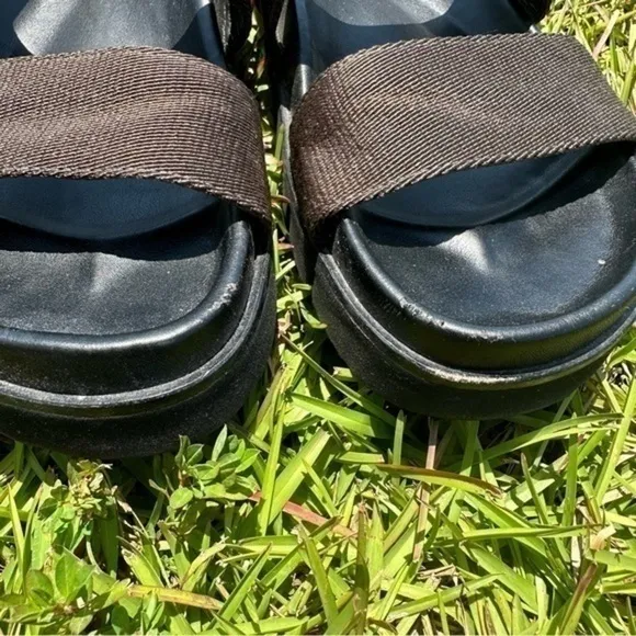 Massimo Dutti sandals​