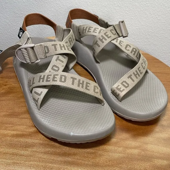 Mens 7/1 Classic Chaco X Howler Brothers Heed The Call Tan Sandals Sport Size 10
