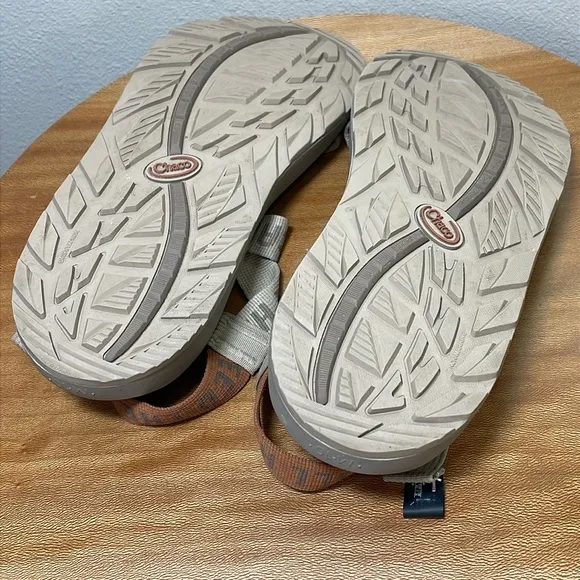 Mens 7/1 Classic Chaco X Howler Brothers Heed The Call Tan Sandals Sport Size 10
