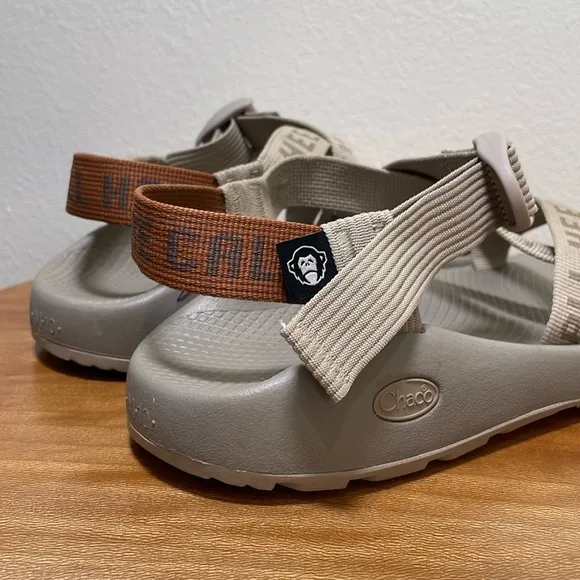 Mens 7/1 Classic Chaco X Howler Brothers Heed The Call Tan Sandals Sport Size 10