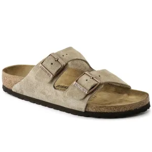 Men’s Arizona Birkenstock sandals in Taupe