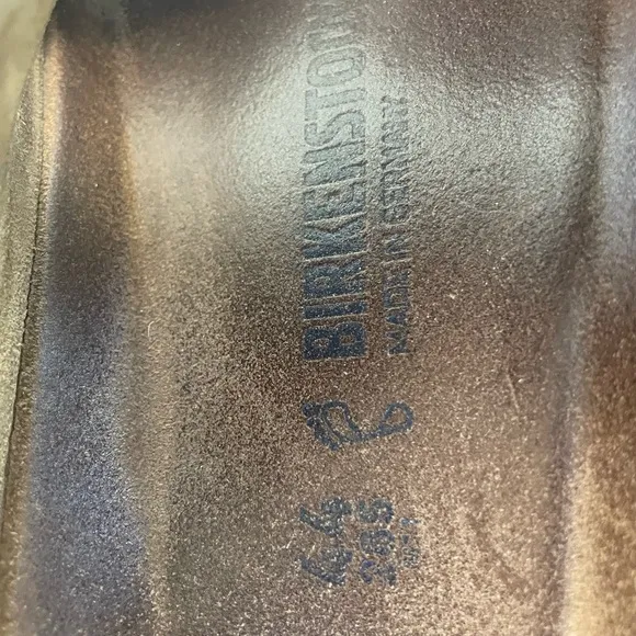 Men’s Arizona Birkenstock sandals in Taupe
