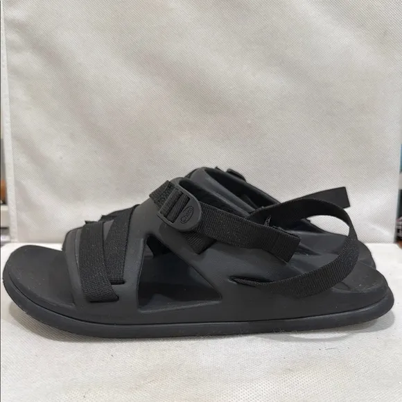 MEN’S CHACO BLACK SANDALS (sz 12)