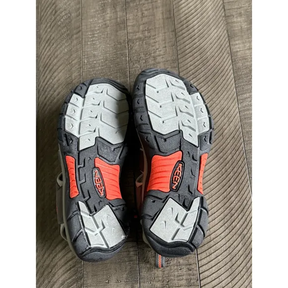 Men's Keen Sandals Gray Orange Size 10