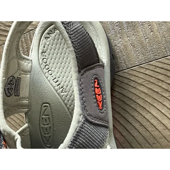 Men's Keen Sandals Gray Orange Size 10