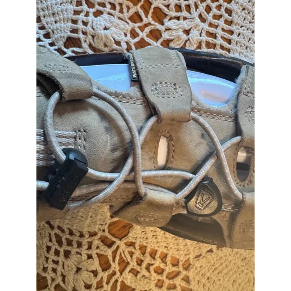 Men's Keen Sandals Tan Size 9.5