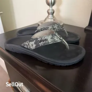 Men's Tommy Bahama x Olukai® Exclusive 'Ohana Sandals Size 10