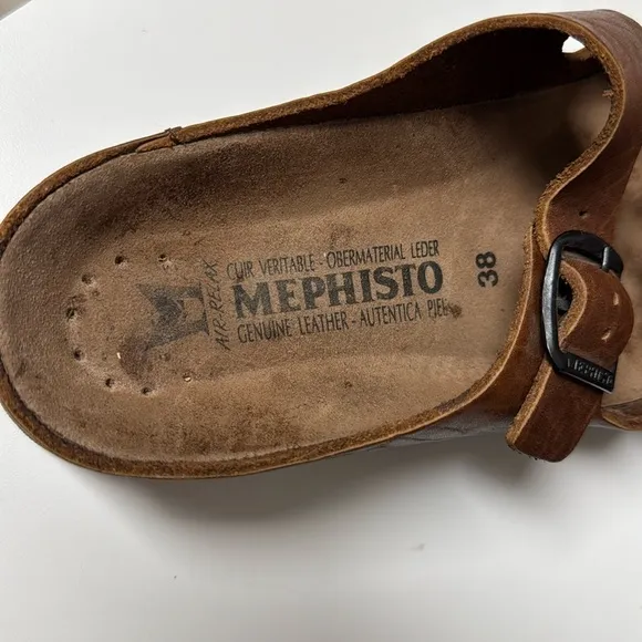 Mephisto Air-Relax Brown Leather Sandals with Buckles