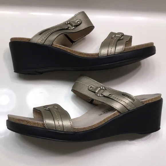 Mephisto Air-Relax Women’s Naiade Gold Metallic Rhinestone Straps Wedge Sandals