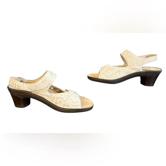 Mephisto Getha Mobil’s Ergonomic White Sandals Women’s Size 6.5