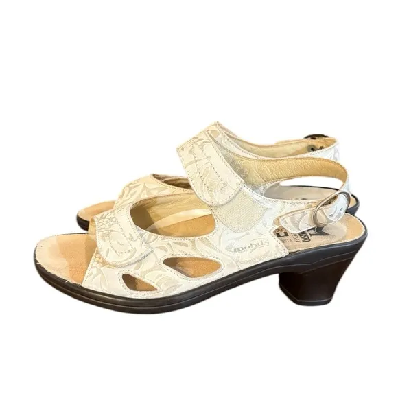 Mephisto Getha Mobil’s Ergonomic White Sandals Women’s Size 6.5