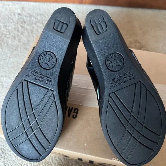 Mephisto Peep Toe Wedge Sandals