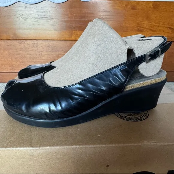 Mephisto Peep Toe Wedge Sandals