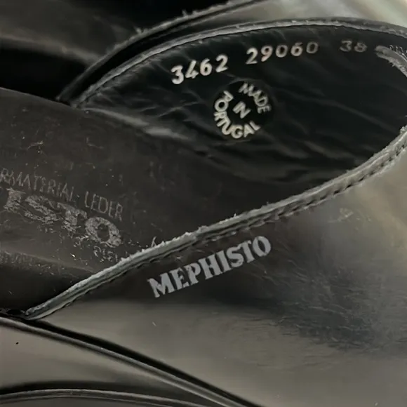 Mephisto’s  Black Leather Wedge Heel Slide Sandals Woman Size 8
