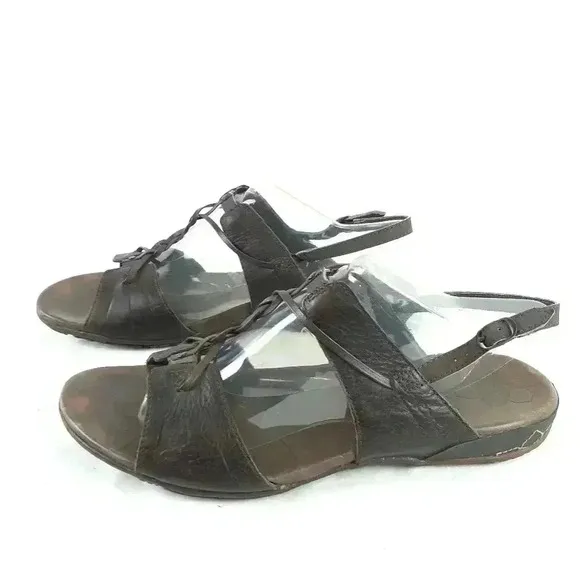 Merrell Mahogany Sandals Size 10 sling backs