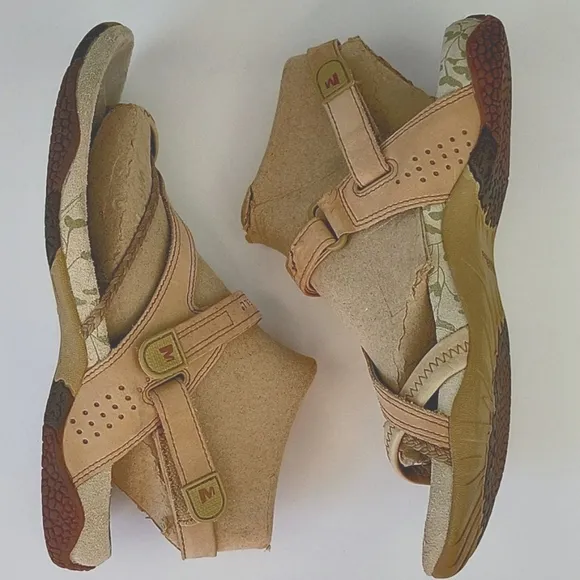 Merrell Siena Walking Sandals Buff Sand Size 7