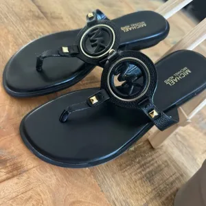 Michael Kors Aubrey Cutout Leather T-Strap Black Sandal Size 5.5