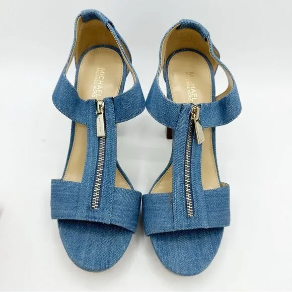 Michael KORS BERKLEY DENIM PLATFORM T-STRAP GOLD LOGO ZIPPER OPEN-TOE SANDAL 7.5
