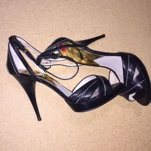 MICHAEL Kors black leather heels, sandals, 10