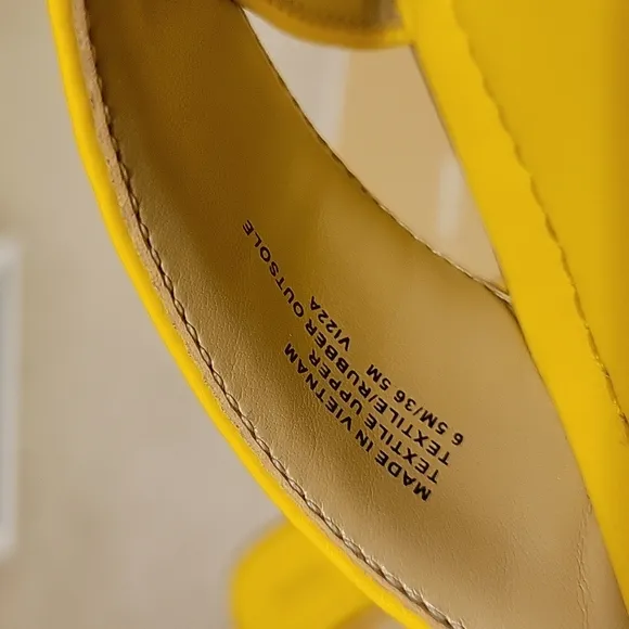 🛑MICHAEL KORS Indira Wedge Sandals