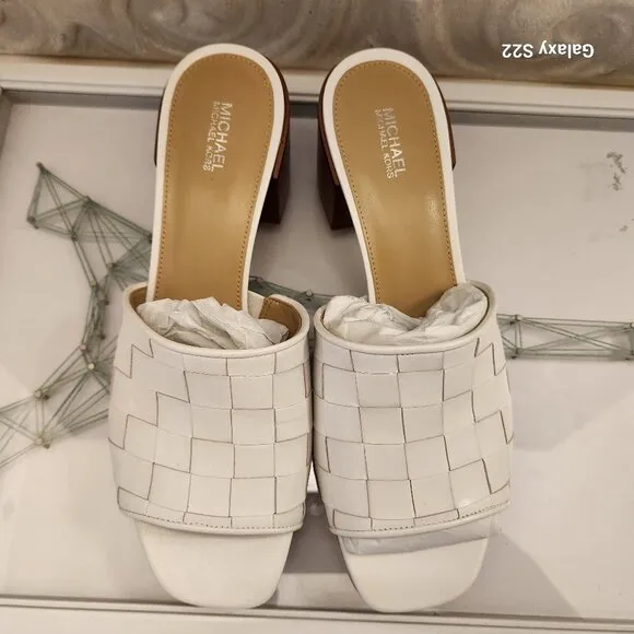 Michael Kors Ingrid Midheel Mule/Sandals. Size 9.5. Optic White. NIB.