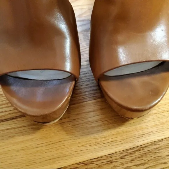 Michael Kors MK Brown Wedge Sandals Size 8