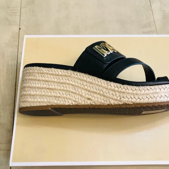 MICHAEL KORS SIDNEY ESPADRILLE WEDGE BLACK SANDAL SIZE 8