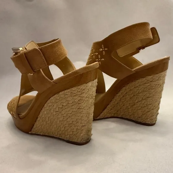 Michael Kors Tan Suede Wedge Sandals Sz 6